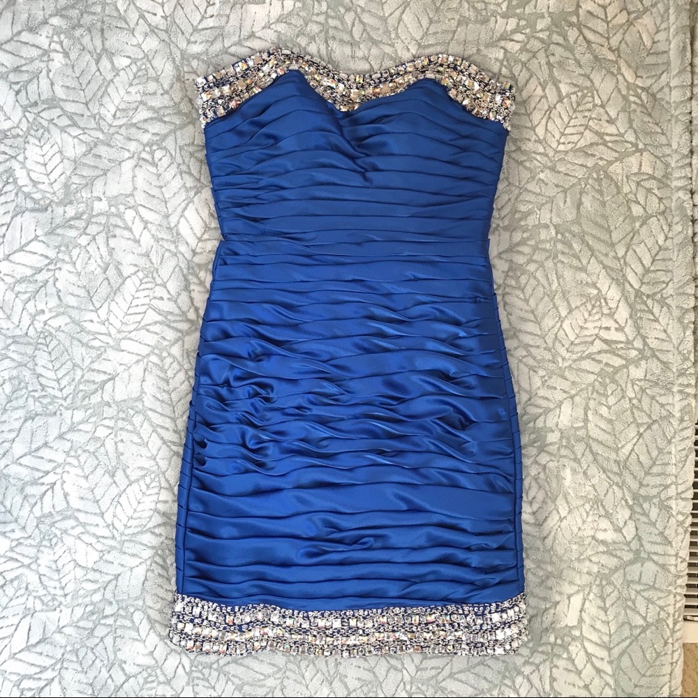 NWOT Strapless Mori Lee Dress